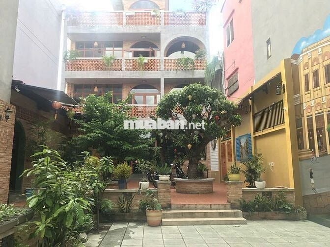 MẶT BẰNG KINH DOANH 400M2 NGAY ĐẠI HỌC NGÂN HÀNG, HOÀNG DIỆU 2