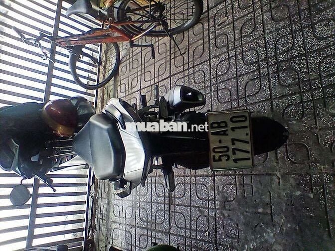 Honda Winner X V2 Bạc Đỏ 23000 km