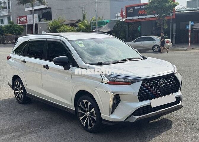 Toyota Veloz Cross 2023 Top 1 chủ