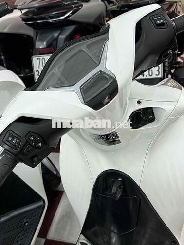Honda SH 150i 2023 Trắng 8000 km