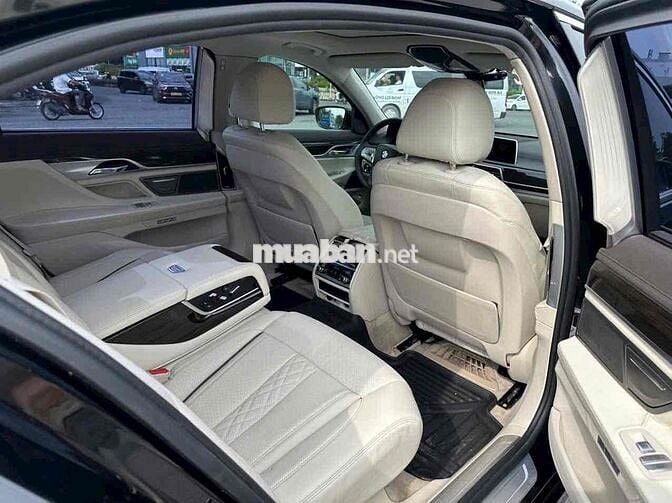 BMW 730Li 2016 Đen/Kem 65.000 km