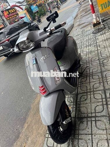 VESPA BIỂN QUÁ ĐẸP CHÍNH CHỦ KÍ GIẤY