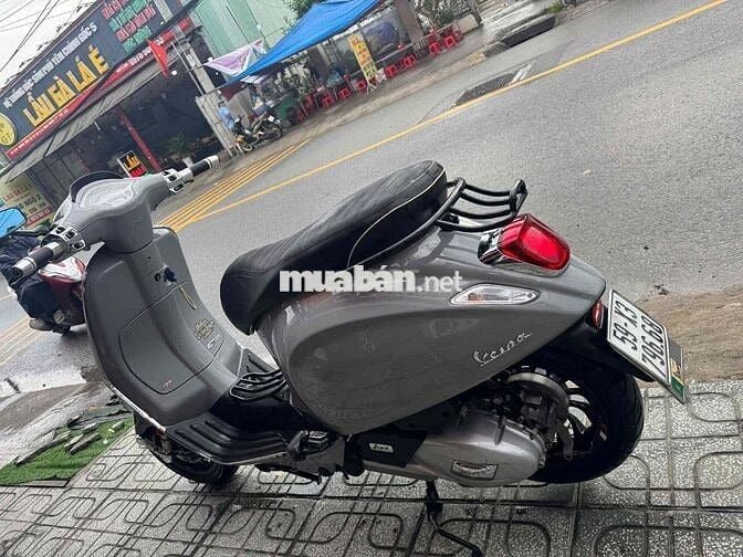 VESPA BIỂN QUÁ ĐẸP CHÍNH CHỦ KÍ GIẤY