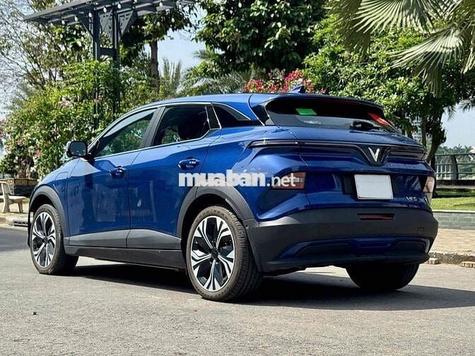 Vinfast VF6 Plus 2025- Màu xanh- 9300km- Mua pin