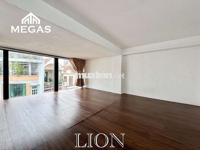 Duplex Full Nội Thất Ngay Cầu Vượt 3/2