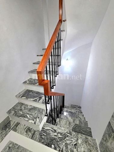 BÁN NHÀ PHỐ TRẠM THANG MÁY 7 TẦNG (34m2 – GIÁ CHÀO 10 TỶ 500)