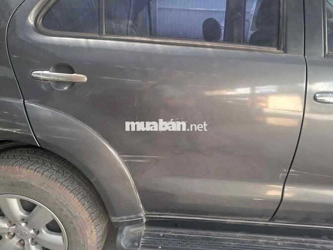 Toyota Fortuner 2010 2.5G - 150000 km