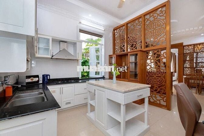 CHÍNH CHỦ CHO THUÊ VILLA GẦN BÃI SAU