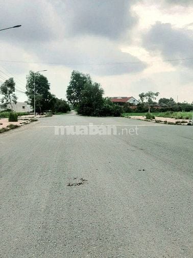 Bán đất thổ cư 5x20m, chợ Đức Hòa, Tỉnh lộ 824, chợ Đức Hòa, Long An