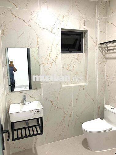 mình chỉ cho nữ thuê ưu tiên các bạn sinh viên , nhân viên vp