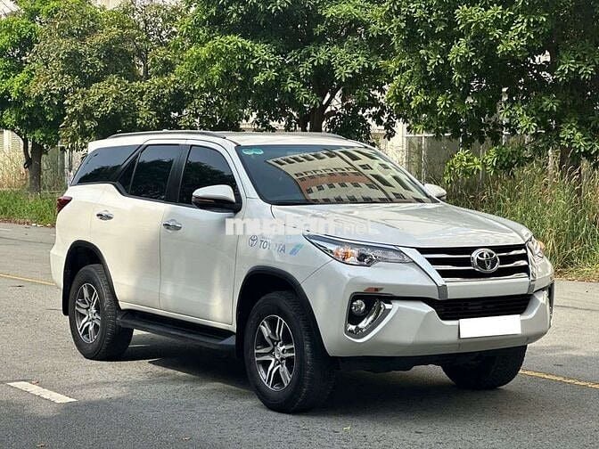 TOYOTA FORTUNER 2.7V  - 39000 km