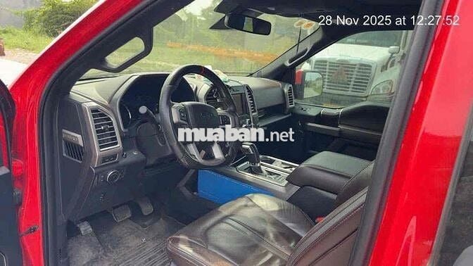 Ford F-150 Platinum sx2015 odo 65.000 miles.