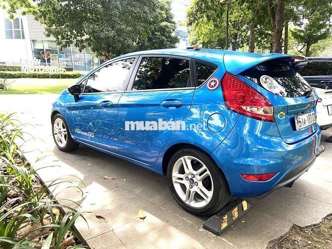 Ford Fiesta 2011 xe chính chủ bán