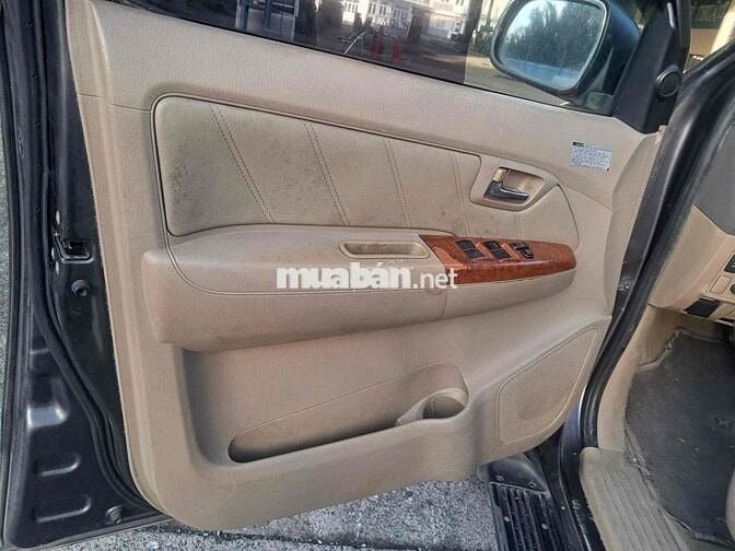 Toyota Fortuner 2010 2.5G - 150000 km