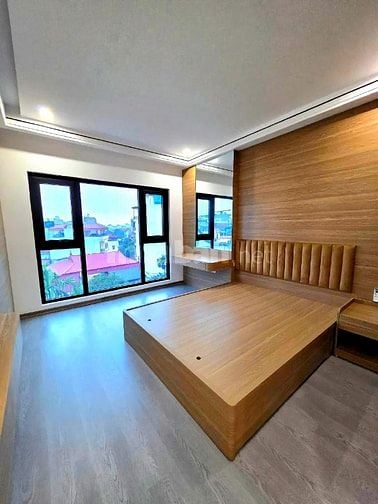 BÁN NHÀ PHỐ TRẠM THANG MÁY 7 TẦNG (34m2 – GIÁ CHÀO 10 TỶ 500)