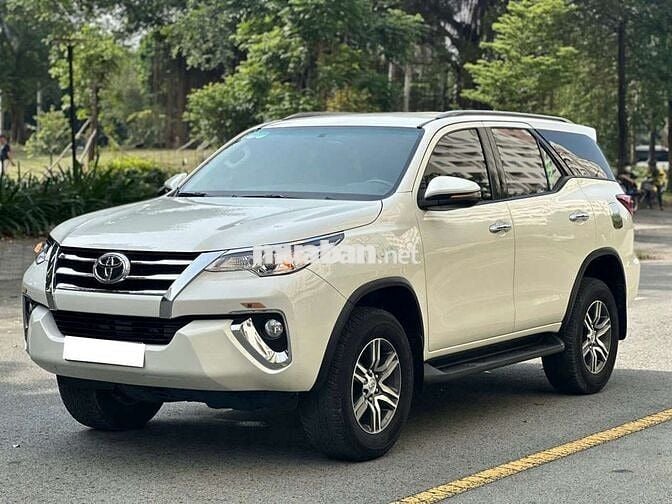 TOYOTA FORTUNER 2.7V  - 39000 km