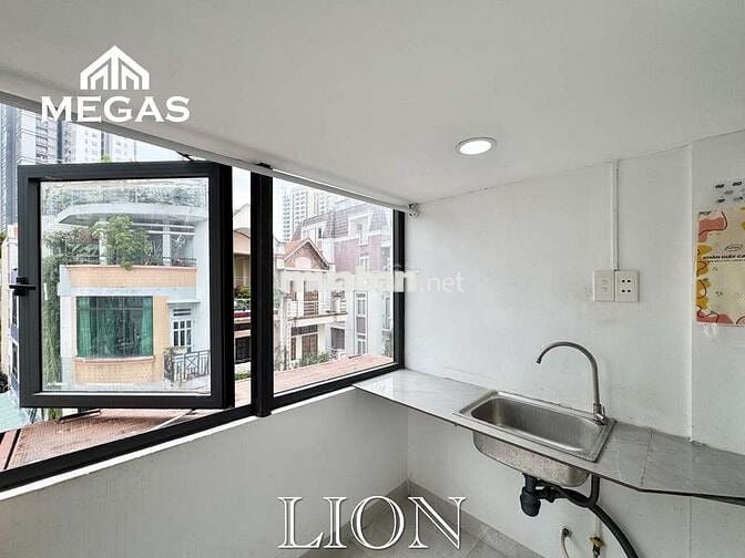 Duplex Full Nội Thất Ngay Cầu Vượt 3/2