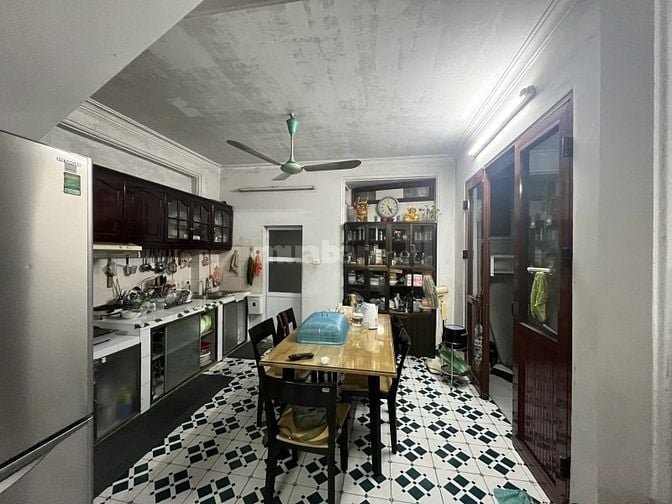 Xuân DIệu – Tây Hồ - Ô TÔ – KD – 51 M2 – 5 T – MT 4.2 M – Giá 193 Tỷ.