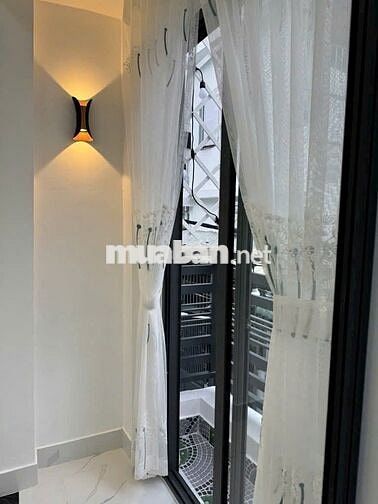 nhà siêu đẹp hiếm hẻm 1135 huỳnh tấn phát chỉ 2.8 tỷ hẻm 3m