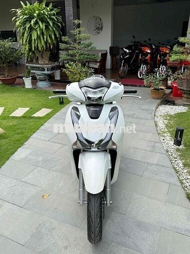 Honda SH150 CBS 2018 Trắng 4000 km