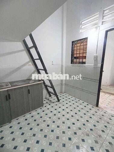 Phòng mới chợ Khiết Tâm, cầu vượt Sóng Thần