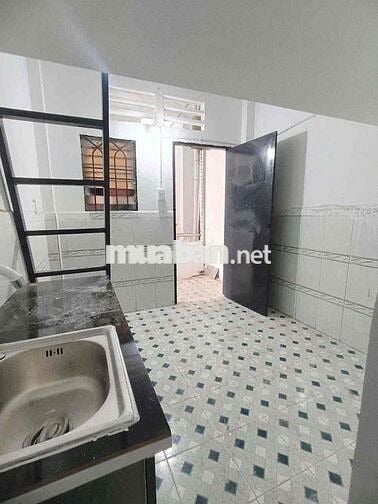 Phòng mới chợ Khiết Tâm, cầu vượt Sóng Thần