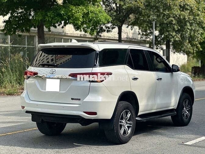 TOYOTA FORTUNER 2.7V  - 39000 km