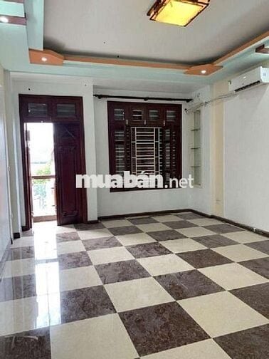 Cho thuê nhà liền kề B22 phố Trung Hòa - Diện tích 80m2 x 4,5 tầng