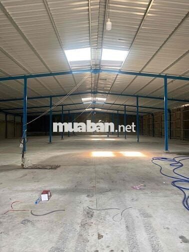 Cho thuê kho, xưởng 1200m2 Bà Điểm gần Ql1A
