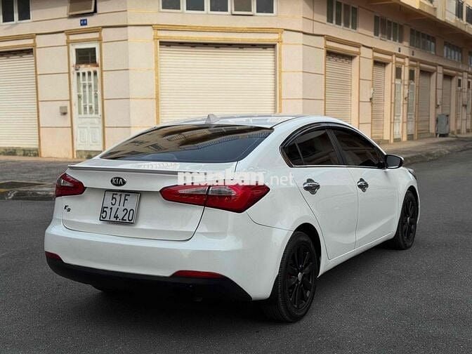 Kia K3 2015 1.6 MT - 135000 km