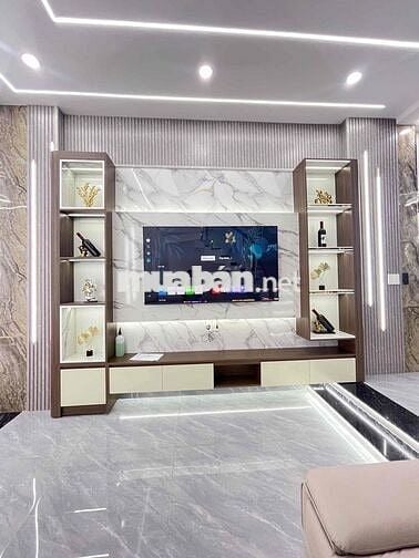 nhà sổ hồng riêng đã hoàn công. sân ô tô. khu dân cư bình chuẩn