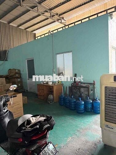 Cho thuê kho 36tr/th còn bớt Lộc  DT:16 x 38 ( trần kho cao , phù hợp