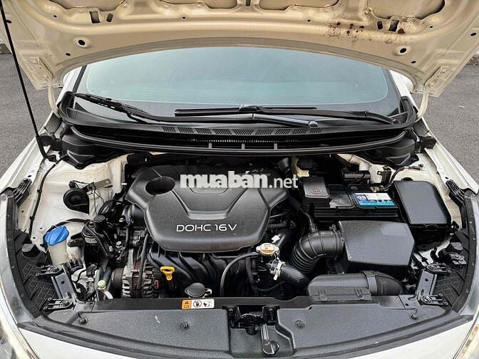 Kia K3 2015 1.6 MT - 135000 km