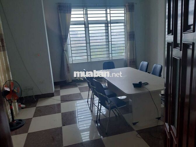 Nhà ngõ 91 phố Trần Duy Hưng, Dt 50m2 x 5 tầng mặt tiền 4m, ô tô đậu