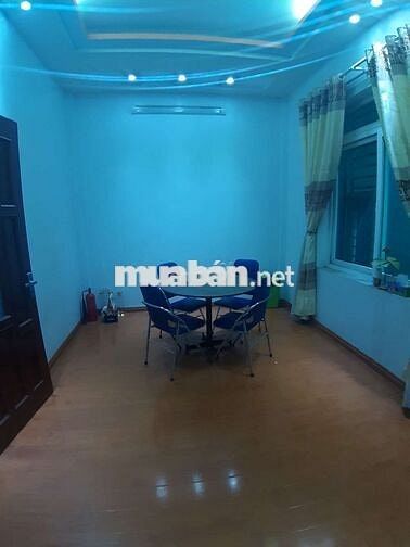 Nhà ngõ 91 phố Trần Duy Hưng, Dt 50m2 x 5 tầng mặt tiền 4m, ô tô đậu