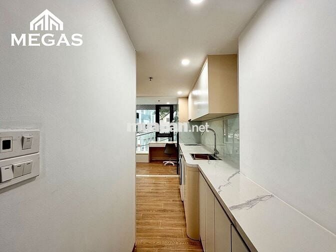 CHO THUÊ CĂN HỘ 2PN FULL NỘI THẤT BẠN CÔNG NGAY TẠI ĐƯỜNG BƯỞI BA ĐÌNH