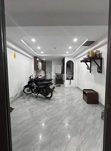 Bán Gấp Siêu Phẩm Trường Chinh, ở ngay, gần phố, 30m, 6 tầng, giá 9 tỷ