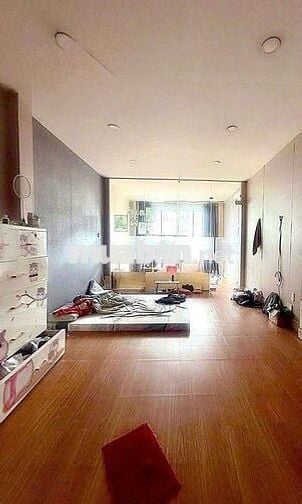 Cho thuê Mtkd 2 lầu 4pn 3wc giá 12Triệu