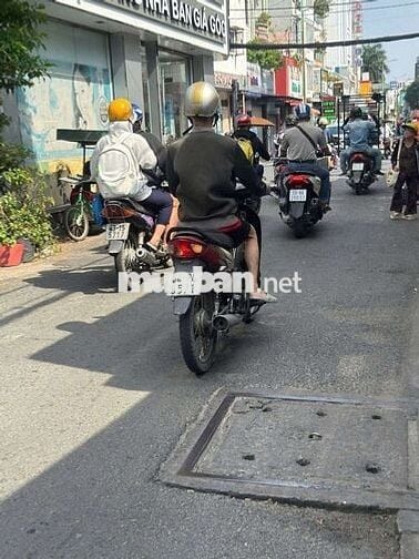 Cho thuê Mtkd 2 lầu 4pn 3wc giá 12Triệu