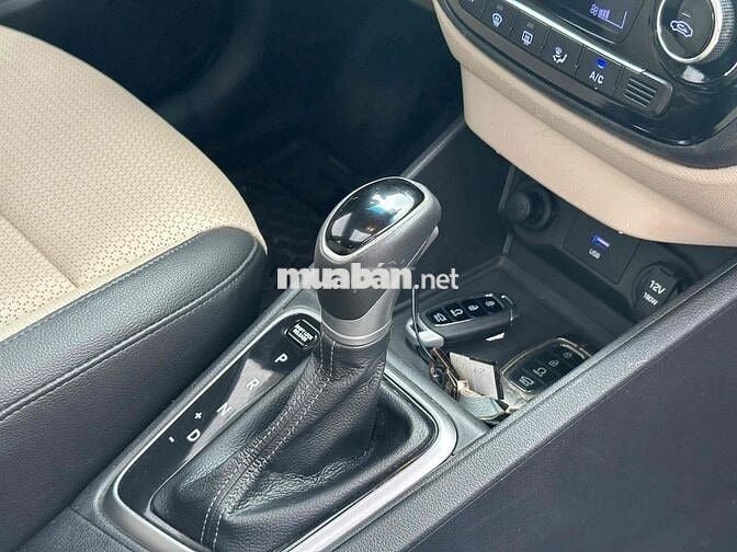 Hyundai Accent 2022 1.4 AT Đặc Biệt - 50000 km