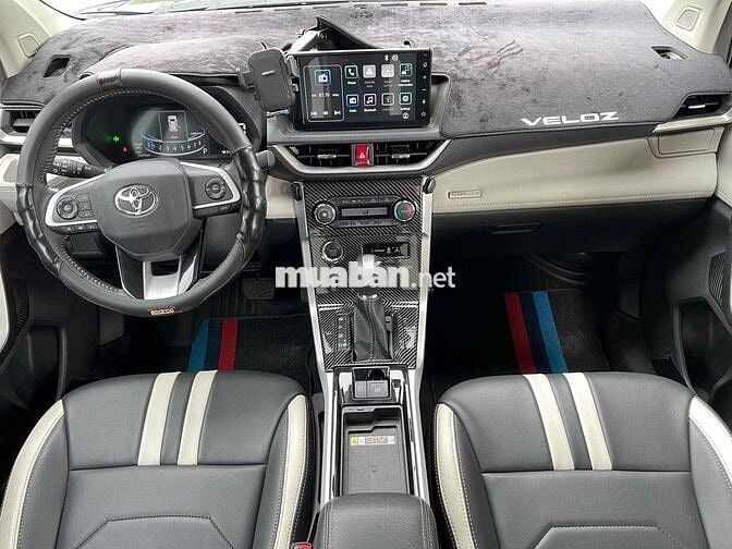 Bán Veloz Top 2024 Đen - Chất xe đẹp HT Bank 70%