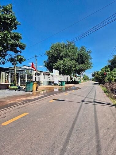 MẶT TIỀN KINH DOANH ĐỐI DIỆN TRƯỜNG HỌC ĐẤT TP.HCM-281M2-GIÁ CHỈ 650TR