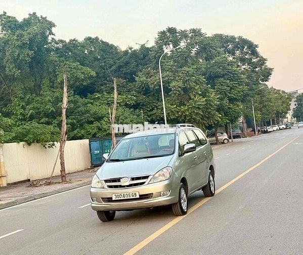Toyota Innova 2.0G MT 2008 - 128000 km