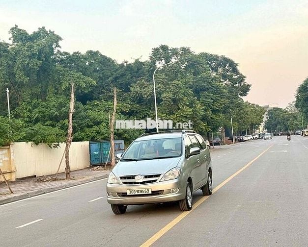 Toyota Innova 2.0G MT 2008 - 128000 km