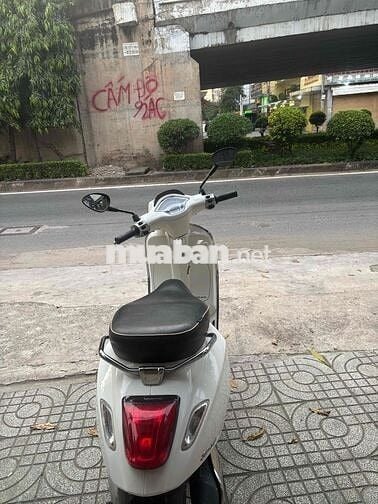 Piaggio Vespa Sprint 125 Trắng