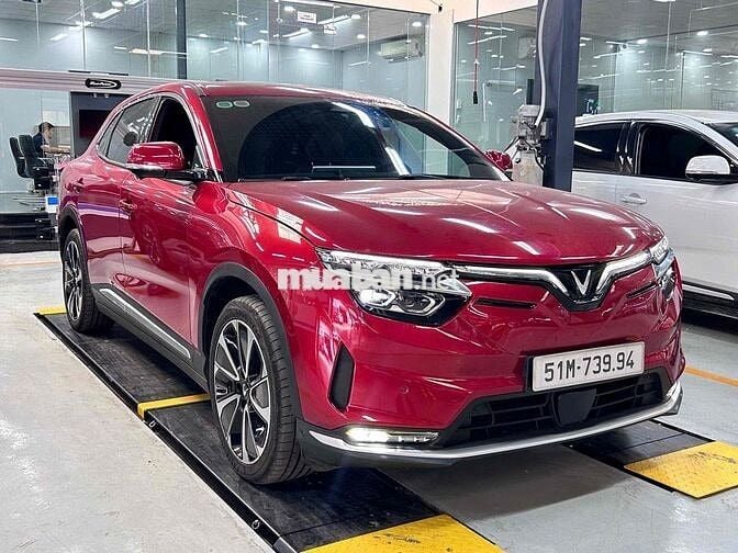 Vinfast VF8 Plus 2025 Đỏ 900 km Mua Pin CATL