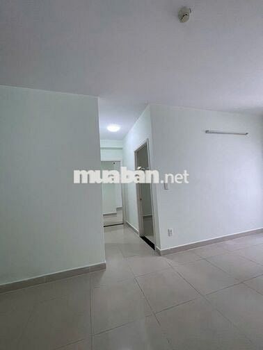 Cho thuê căn hộ 2pn 2wc giá 9tr ở liền