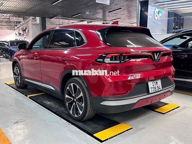 Vinfast VF8 Plus 2025 Đỏ 900 km Mua Pin CATL