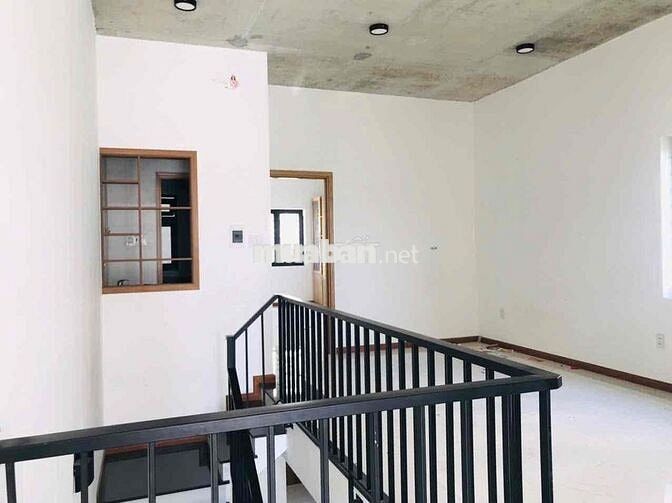 Tôi cần cho thuê nhà 2 tầng ngay 10 toà chung cư Ori Garden