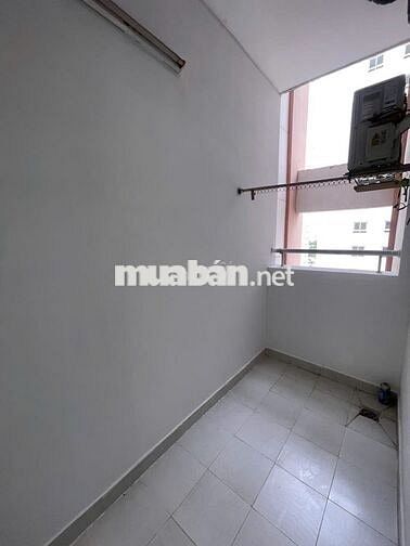 Cho thuê căn hộ 2pn 2wc giá 9tr ở liền